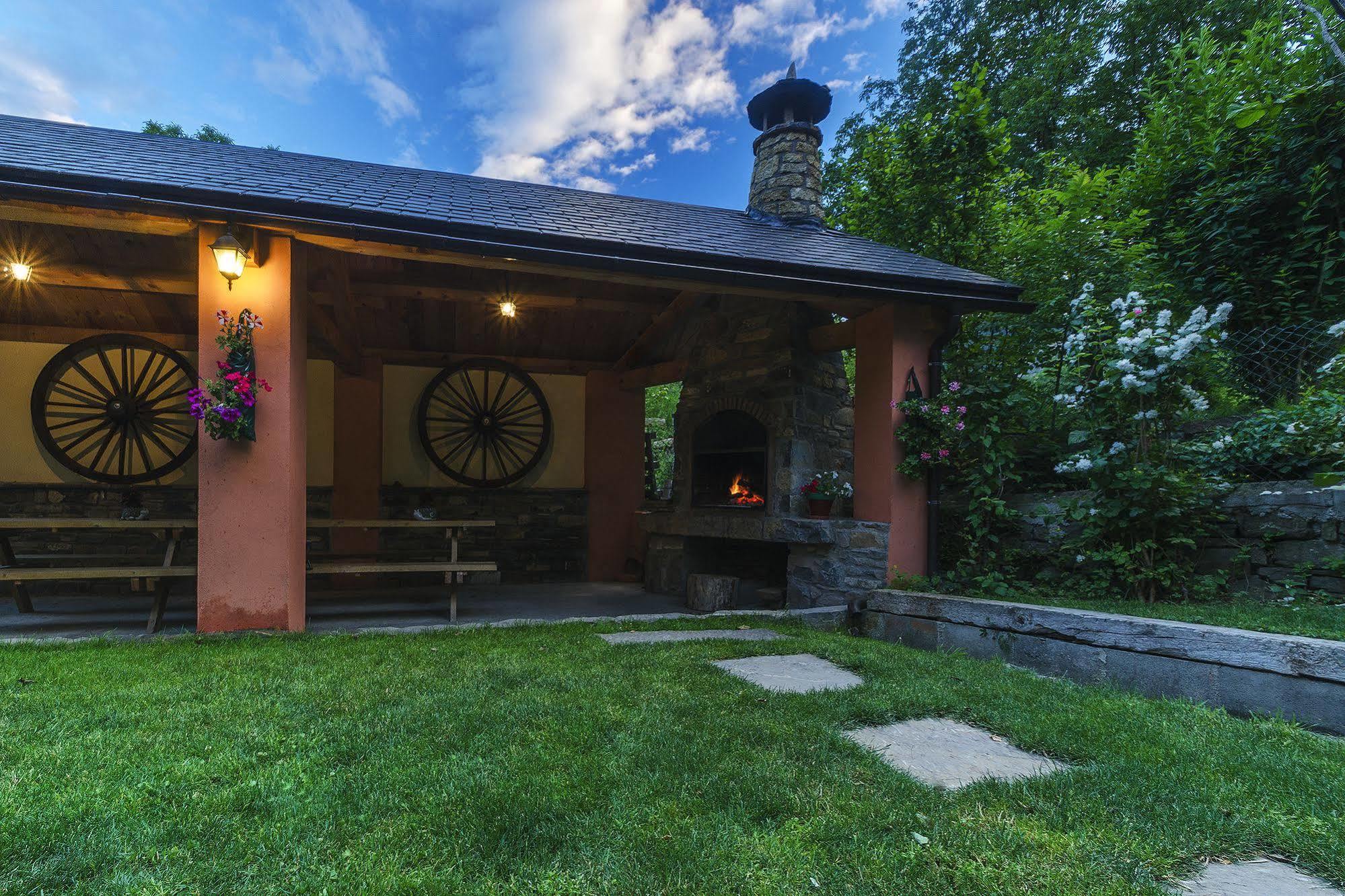 Casa Martin Ordesa Vendégház Sarvisé Kültér fotó